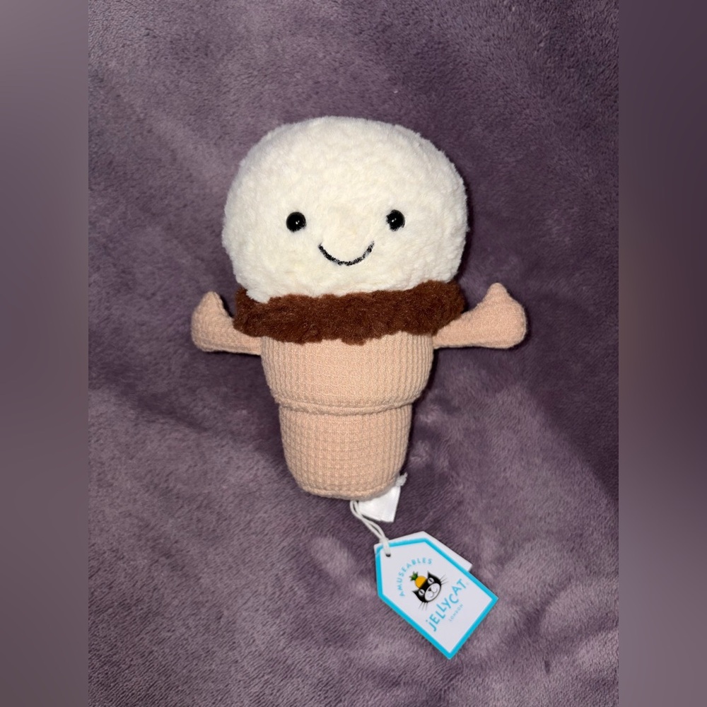 NWT - Authentic Jellycat Amuseables Ice Cream Cone - Rare/Retired